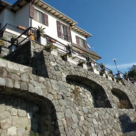 Bed & Breakfast Gli Oleandri Bolano